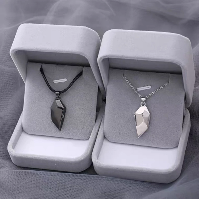 paros-nyaklanc-magneses-NYL002-2